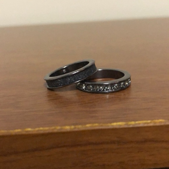 Black/charcoal stackable rings - Picture 1 of 3